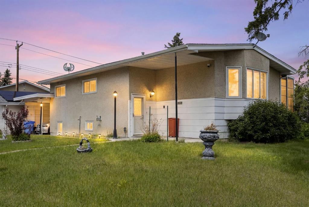 1016 Hunterdale Place NW, Calgary, Alberta, T2K 4R7