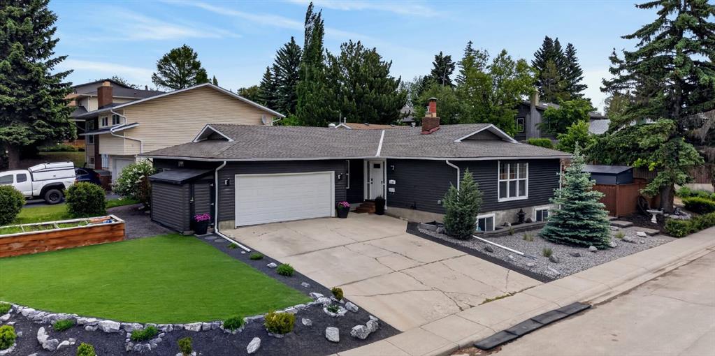 104 Silver Springs Green NW, Calgary, Alberta, T3B 3Y9
