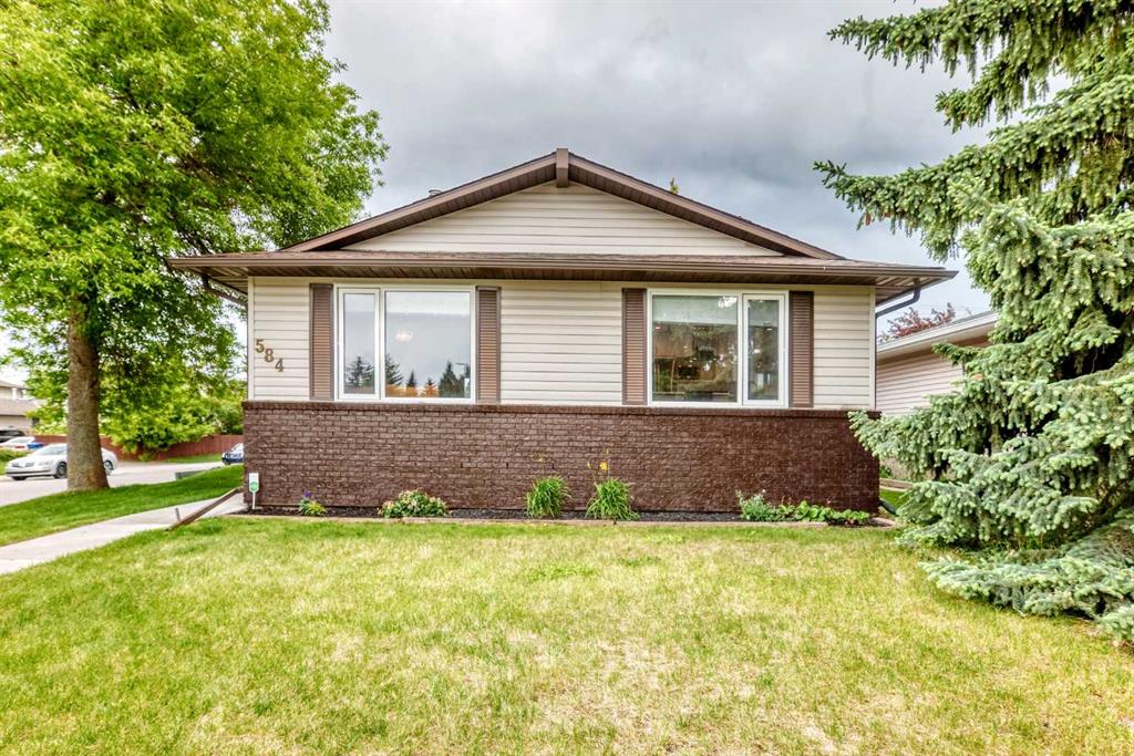 584 Woodhill Place SW, Calgary, Alberta, T2W 3L5