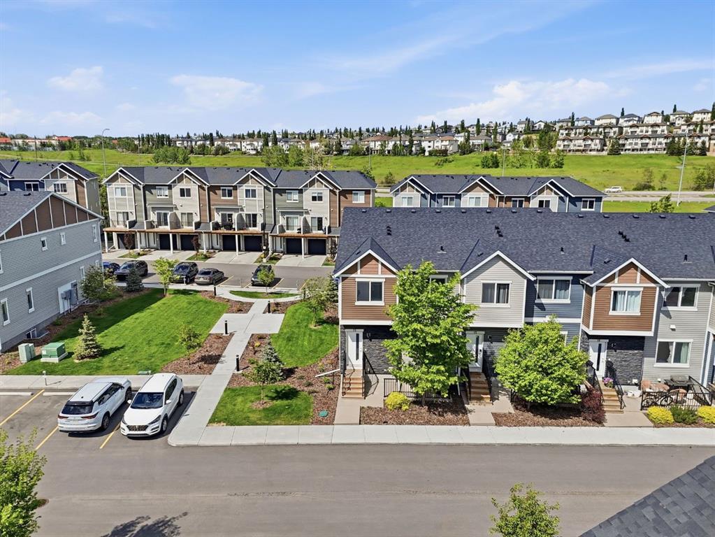 15 Tuscany Summit Square NW, Calgary, Alberta, T3L 0G1