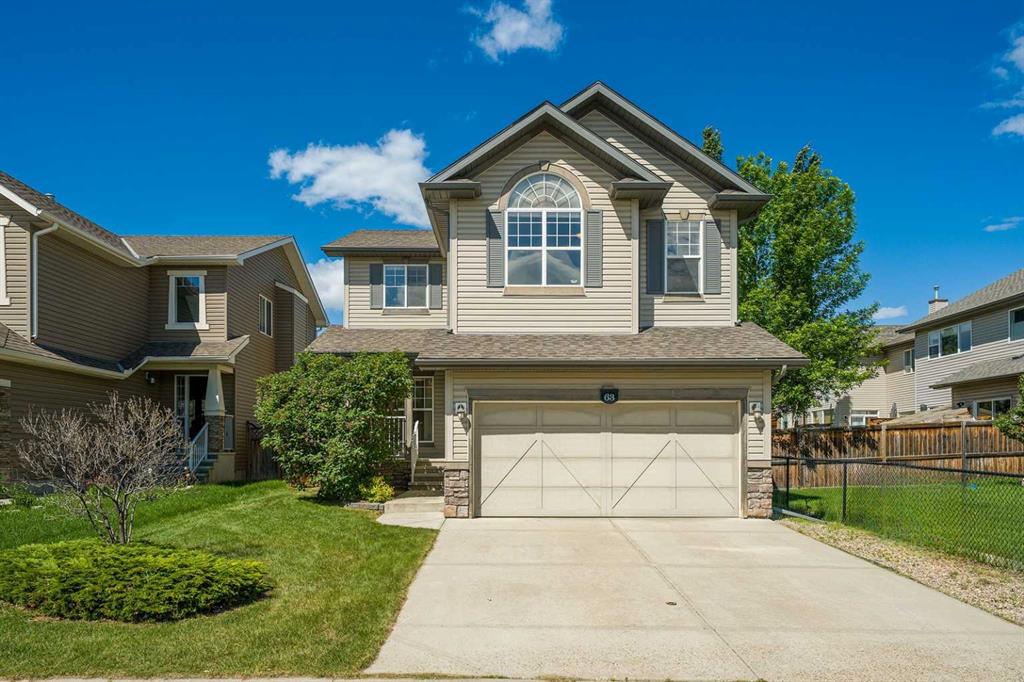 63 Cougartown Close SW, Calgary, Alberta, T3H 0B3