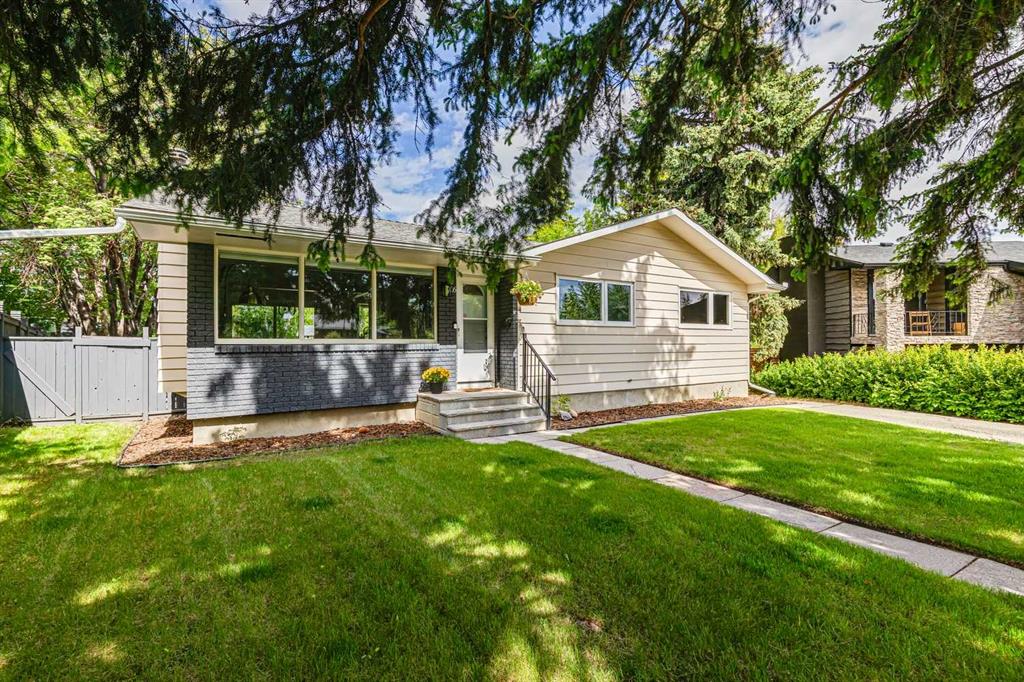 116 Gloucester, Calgary, Alberta, T3E4V2