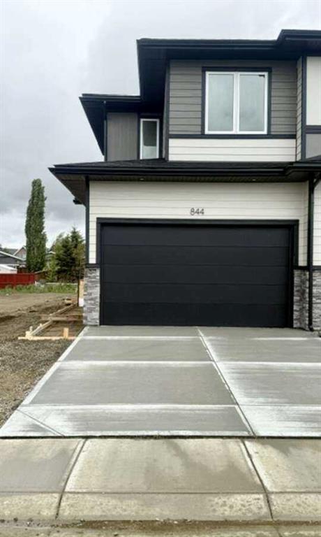 844 Beckner Street, Carstairs, Alberta, T0M 0N0