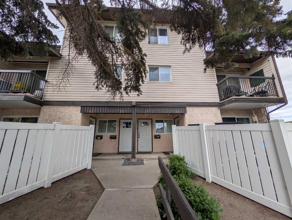 #71 3745 Fonda Way SE, Calgary, Alberta, T2A 5W7