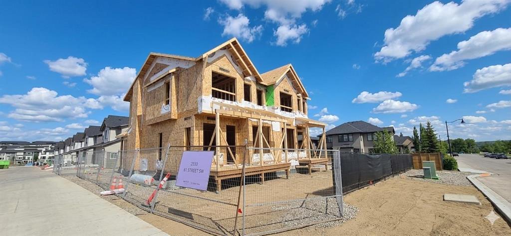 2242 81st Street SW, Calgary, Alberta, T3H 6M4