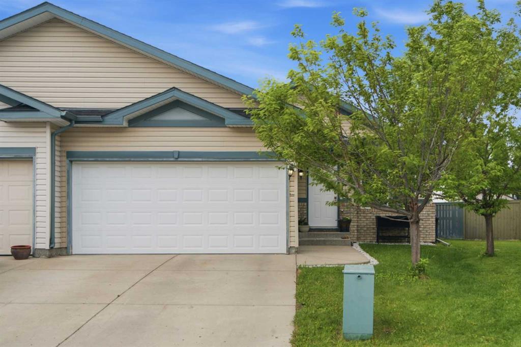 109 Canoe Square SW, Airdrie, Alberta, T4B2N7