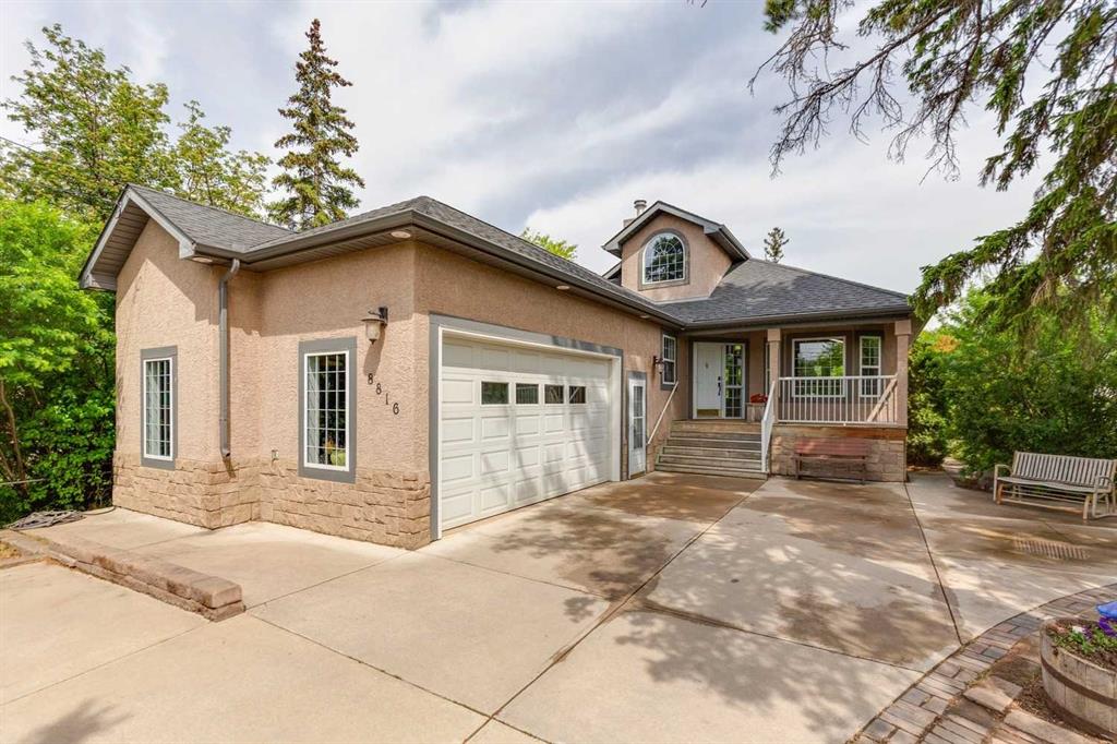 8816 48 Avenue, Calgary, Alberta, T3B 2B2