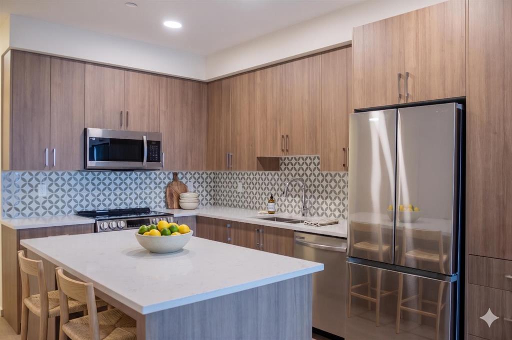 #1212 47 Creekview Gardens Gardens SW, Calgary, Alberta, T2X 6K7