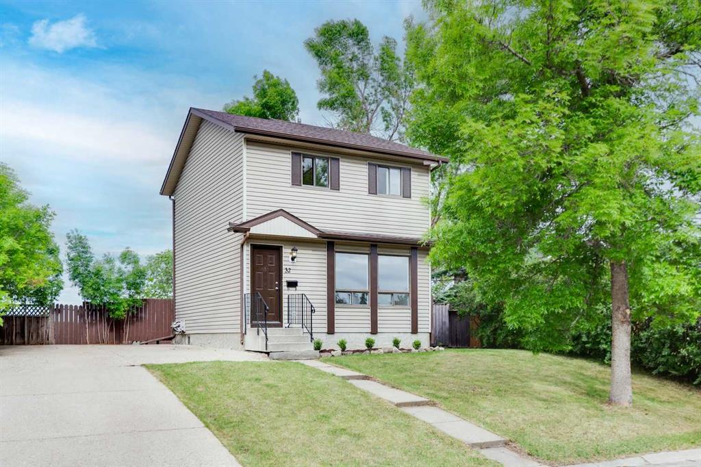 32 Castleglen Way NE, Calgary, Alberta, T3J 1T3