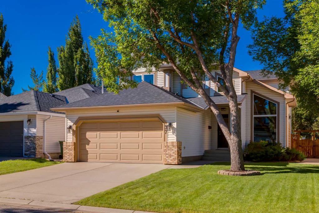 37 Douglasview Circle SE, Calgary, Alberta, T2Z 2P4