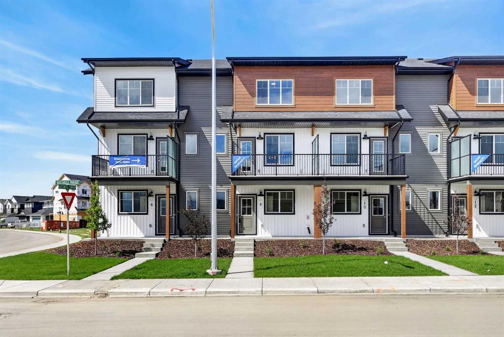 8 Hotchkiss Parade SE, Calgary, Alberta, T3S 0X5