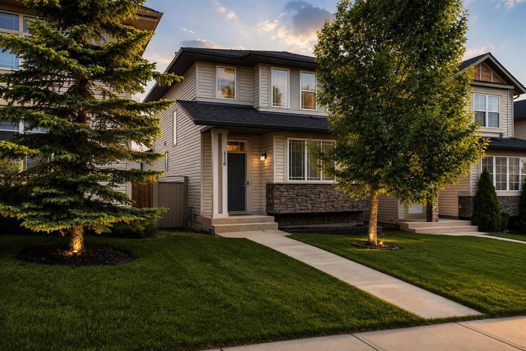 116 Panora Close NW, Calgary, Alberta, T3K 0G4
