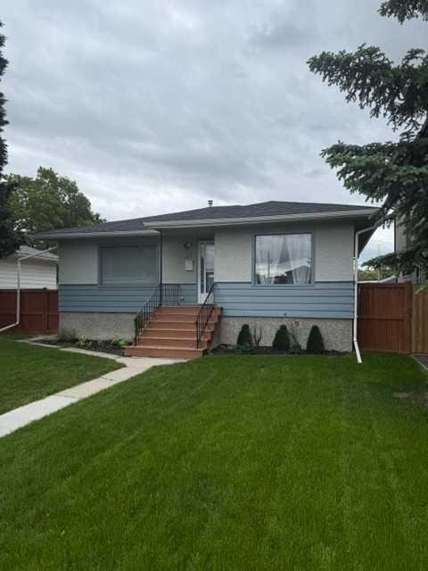 1613 22 Avenue NW, Calgary, Alberta, T2M 1R4