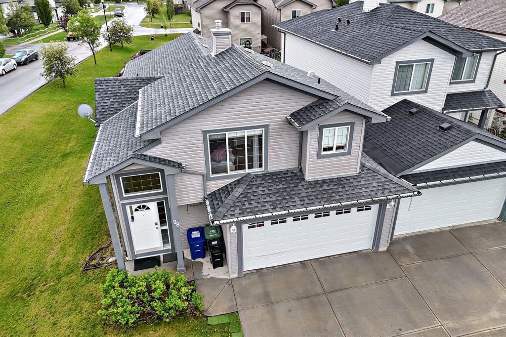98 Canoe Square SW, Airdrie, Alberta, T4B 2N5