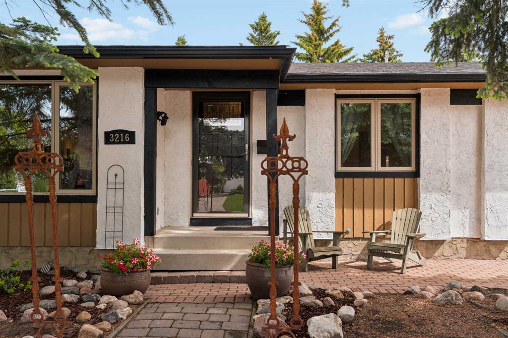 3216 Oakwood Drive SW, Calgary, Alberta, T2V 0J9