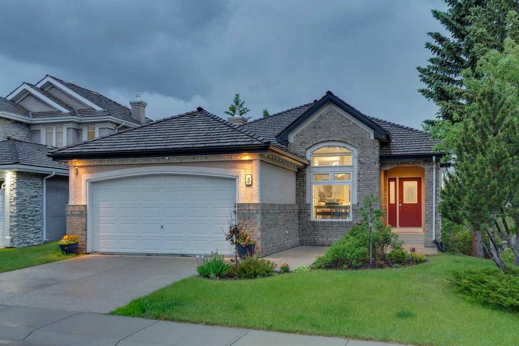 5 Royal Crest Terrace NW, Calgary, Alberta, T3G 4M3