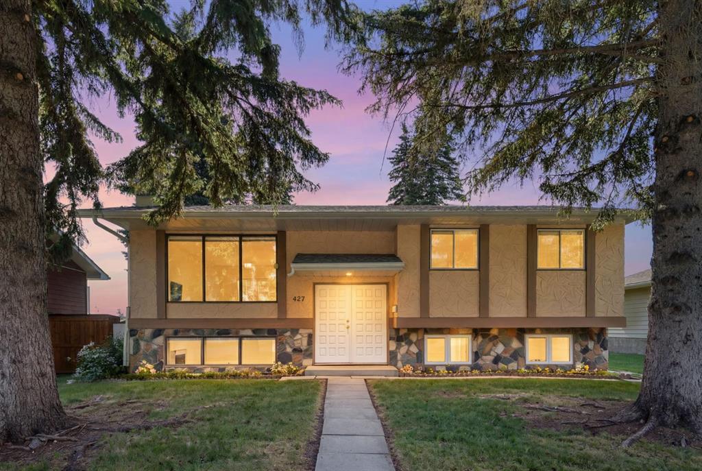 427 Queensland Road SE, Calgary, Alberta, T2J 3S5