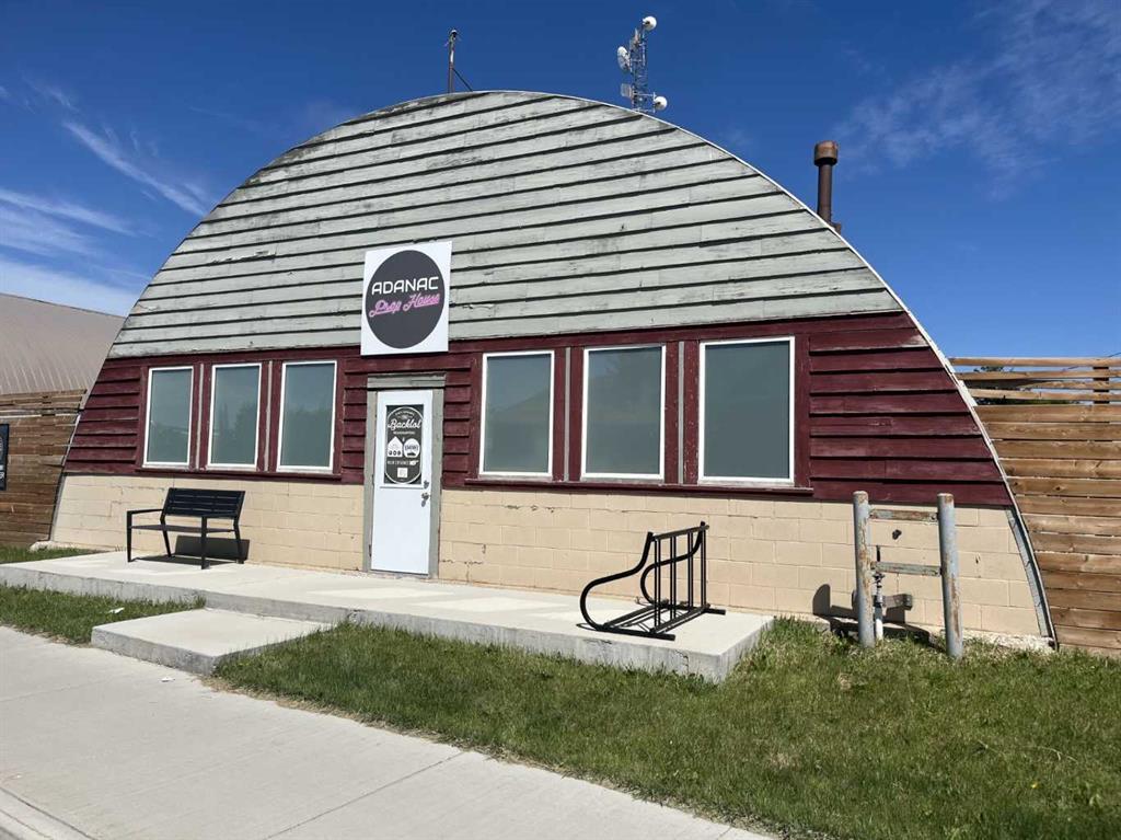 512 Centre Street SE, High River, Alberta, T1V 1G1