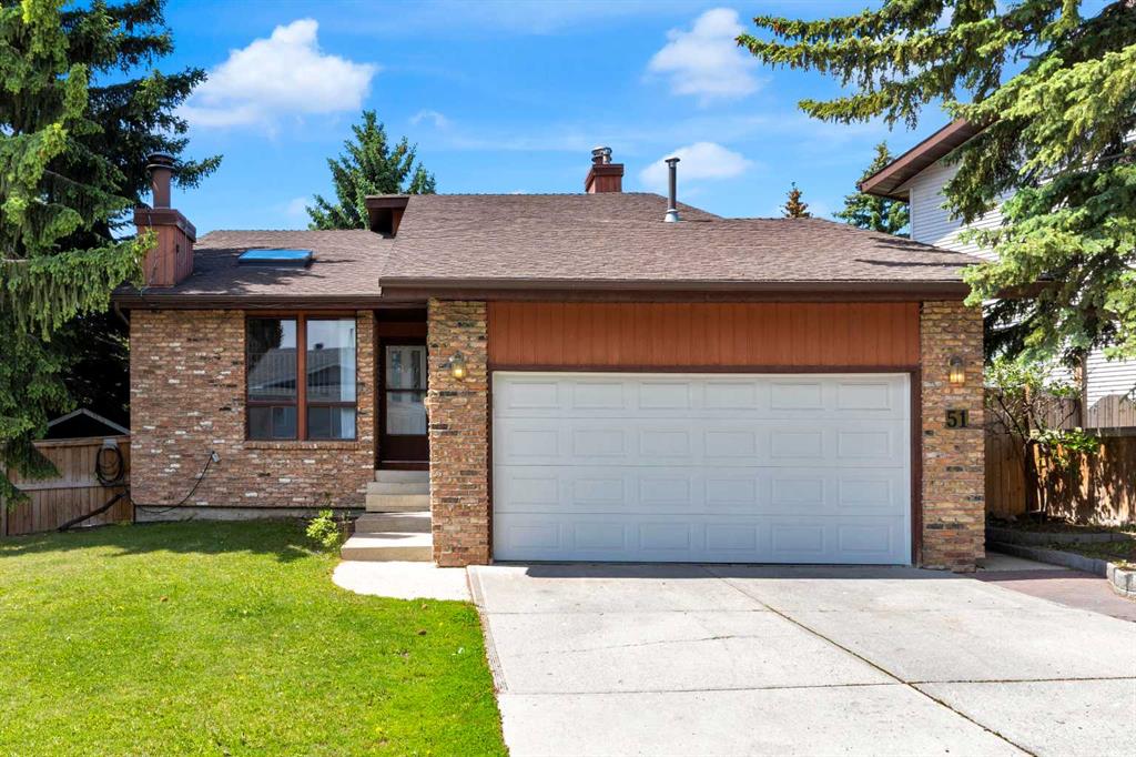 51 Ranchridge Drive NW, Calgary, Alberta, T3G 1V9