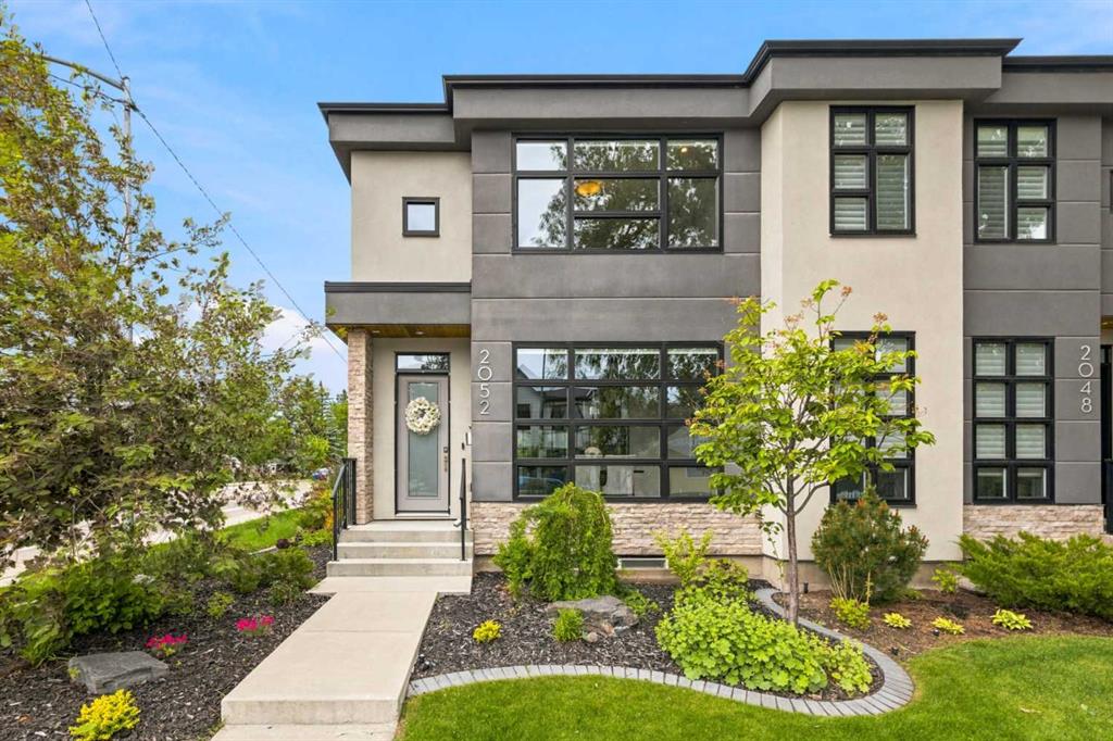 2052 46 Avenue SW, Calgary, Alberta, T2T 2R9
