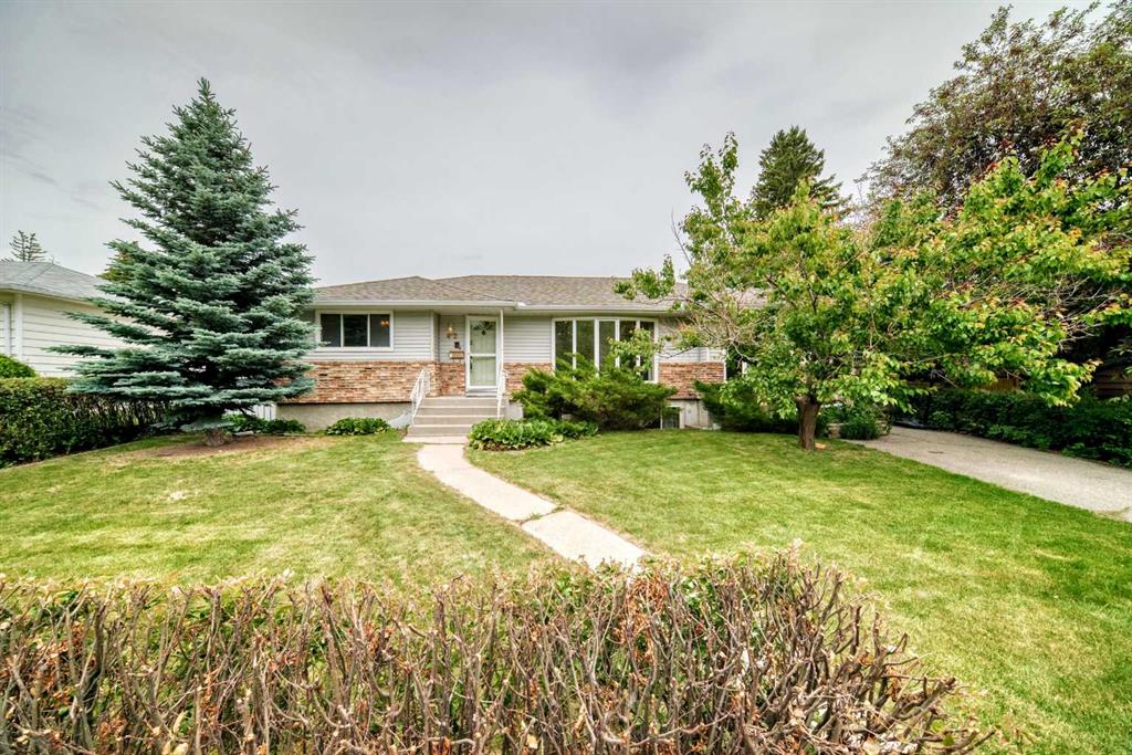 42 Cardiff Drive NW, Calgary, Alberta, T2K 1R5