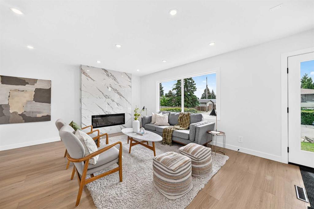 5144 Marian Way NE, Calgary, Alberta, T2A 2Y4