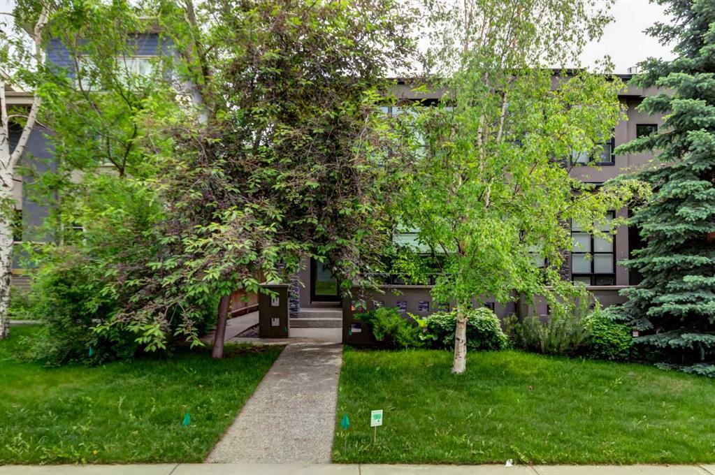 #2 1934 36 Street SW, Calgary, Alberta, T3E 2Y9