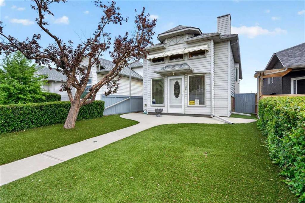 136 hunterhorn Drive, Calgary, Alberta, T2K 6H3