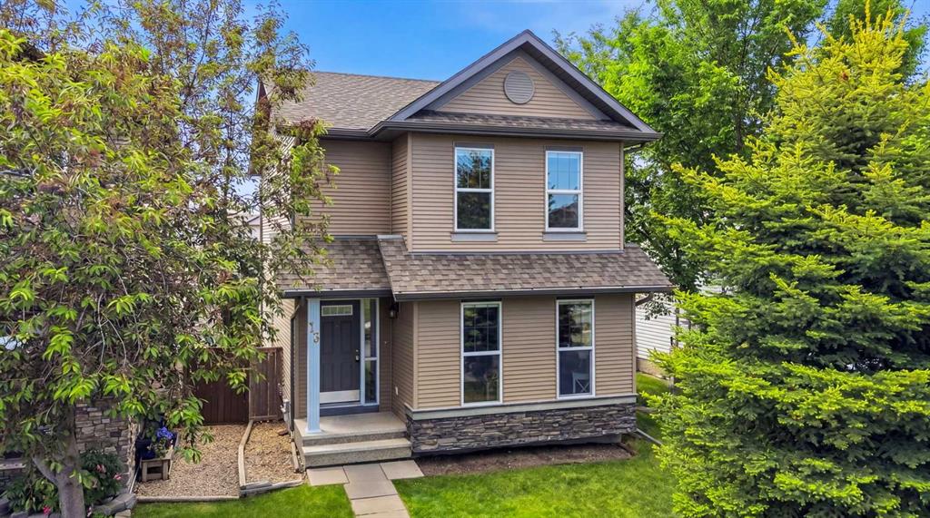 13 Drake Landing Way, Okotoks, Alberta, T1S 0B9