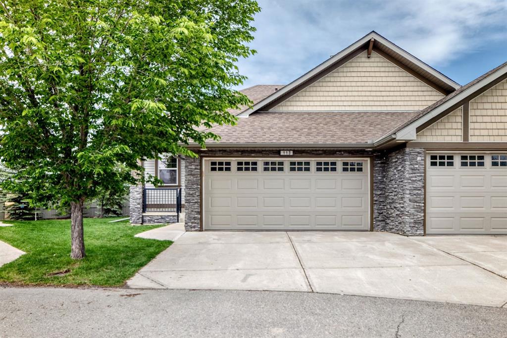 #113 100 Coopers Common SW, Airdrie, Alberta, T4B 3C7
