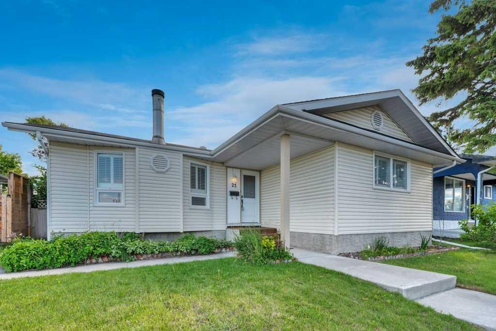 23 Penworth Crescent SE, Calgary, Alberta, T2A 4C5