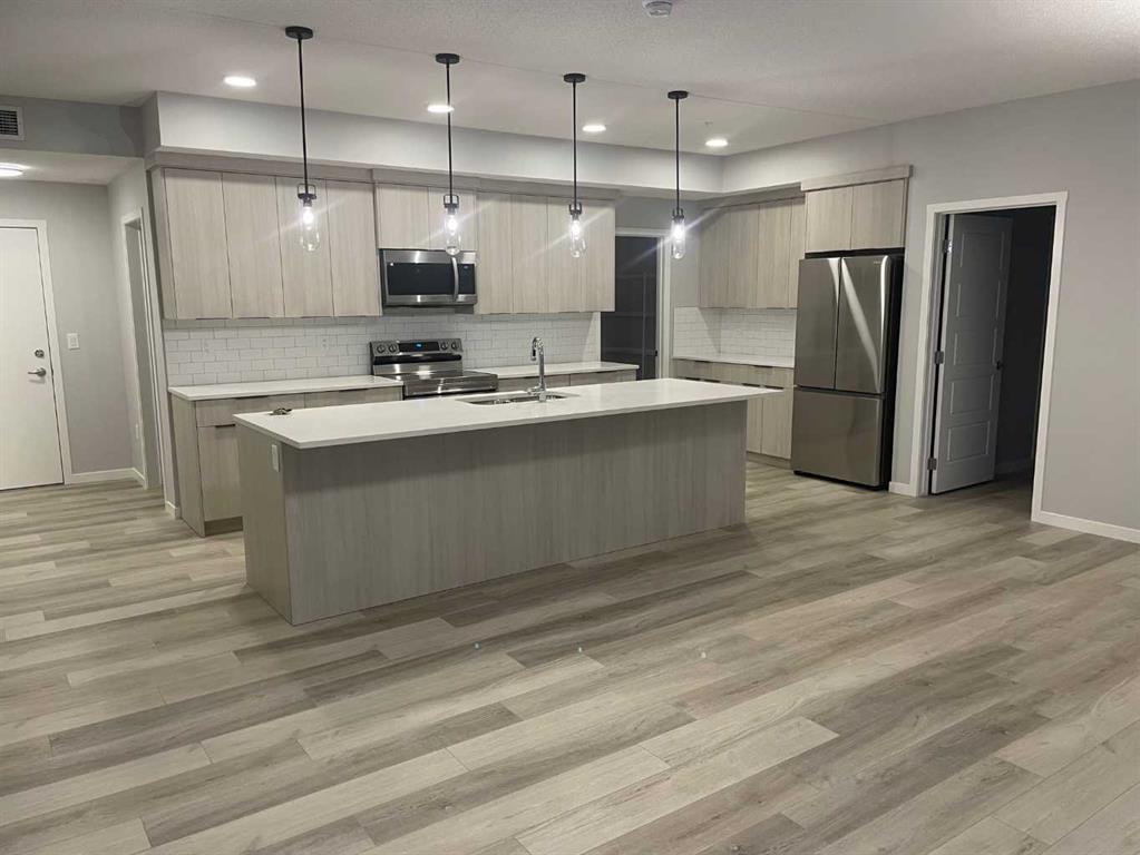 #210 40 Carrington Plaza NW, Calgary, Alberta, T3P 1X7