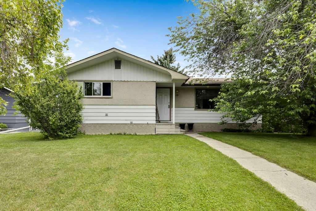 15 Glenway Drive SW, Calgary, Alberta, T3E 4T7