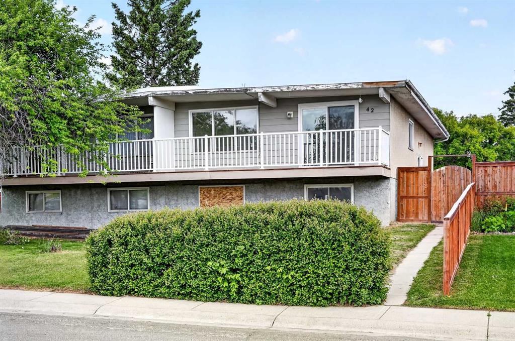 42 Huntford Close NE, Calgary, Alberta, T2k 3Y6