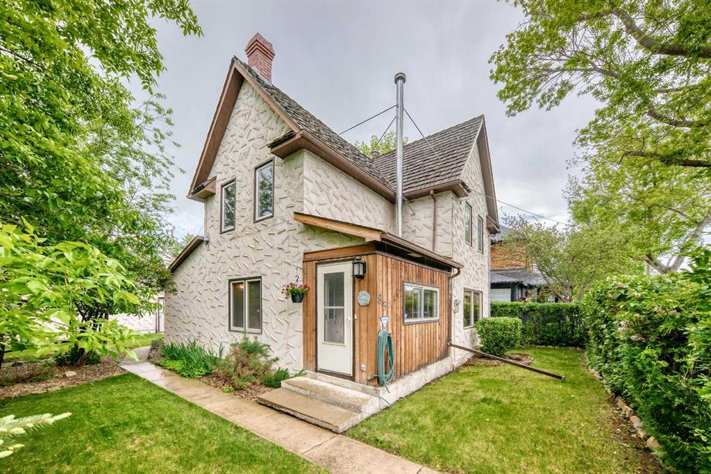 85 Elma Street W, Okotoks, Alberta, T1S 1J9
