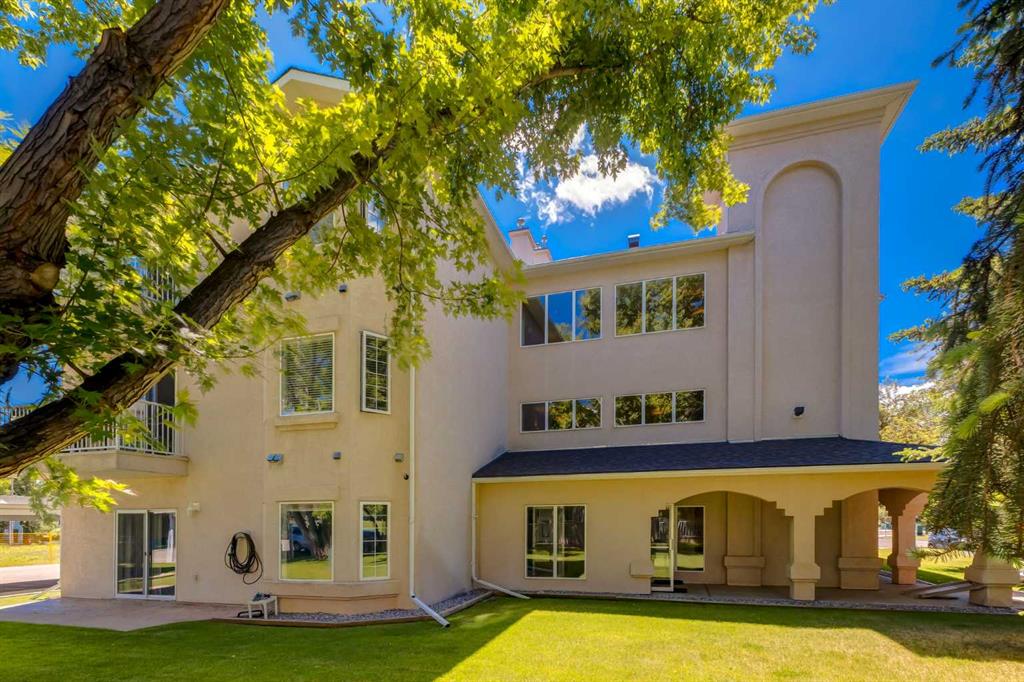 #202 7 Lineham Avenue, Okotoks, Alberta, T1S1Z2