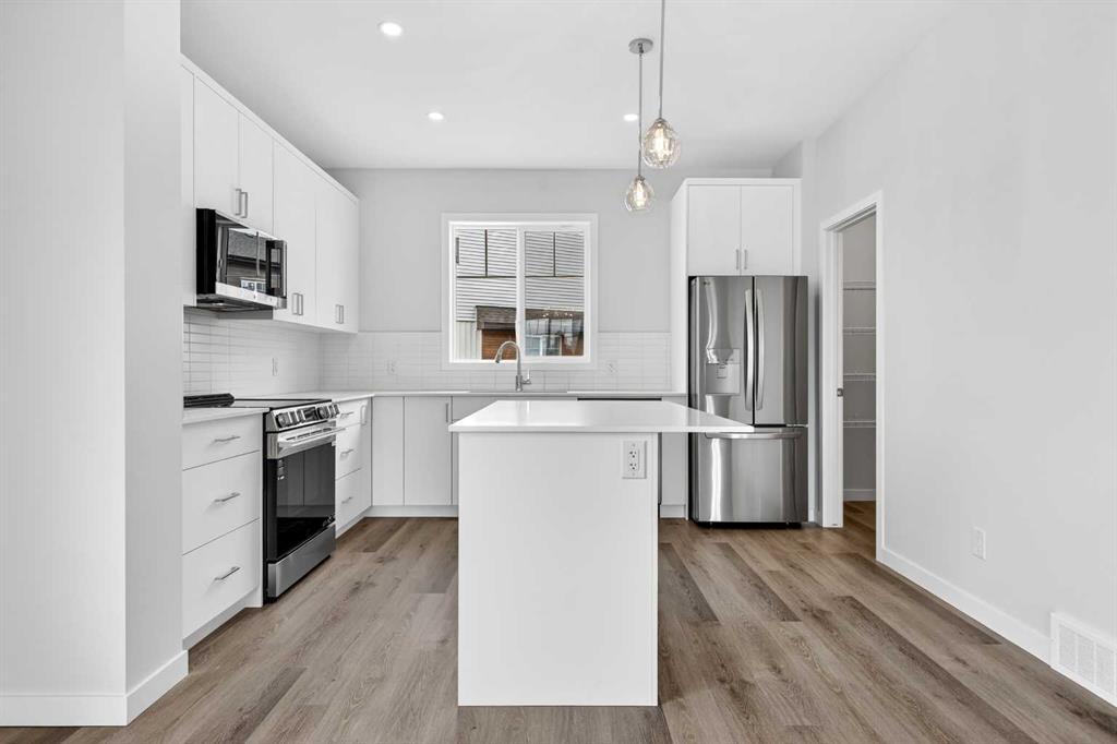 #104 28 Red Embers Plaza NE, Calgary, Alberta, T3N 2W1
