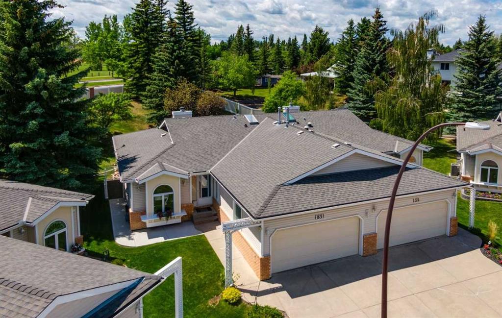 131 Shawnee Manor SW, Calgary, Alberta, T2Y1W7