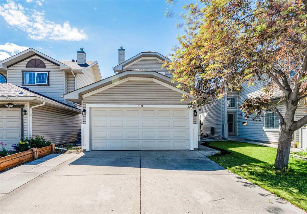 59 Erin Grove SE, Calgary, Alberta, T2B 3L1