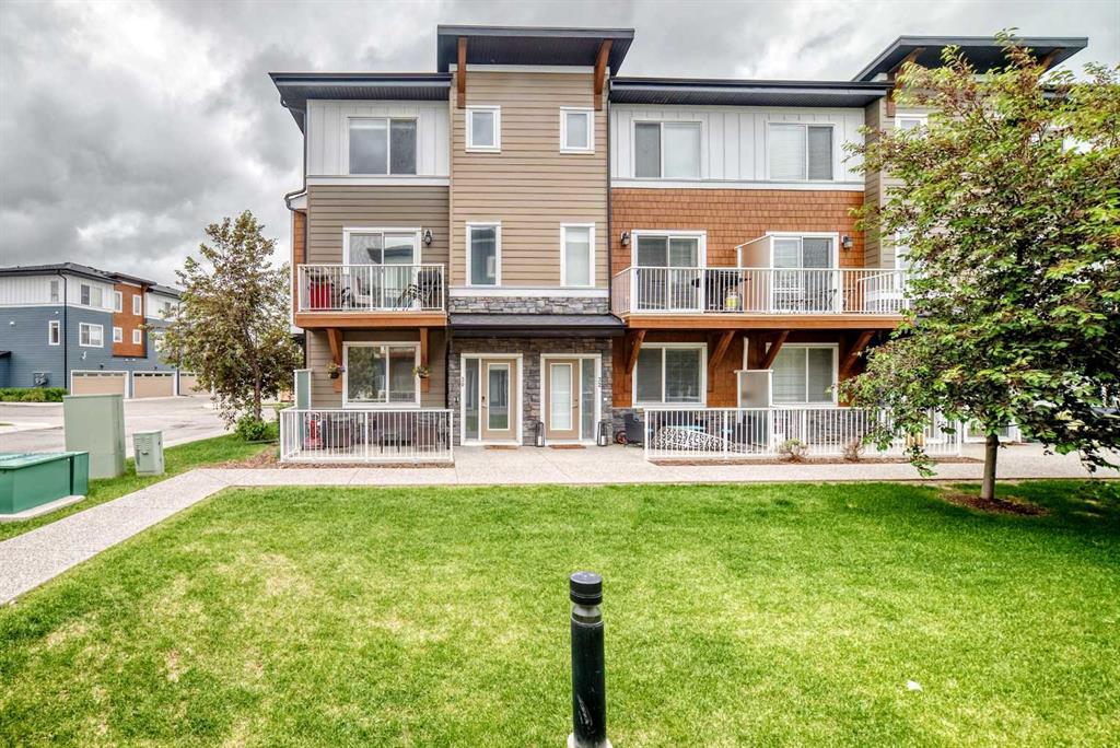 #30 111 Rainbow Falls Gate, Chestermere, Alberta, T1X 0Z5