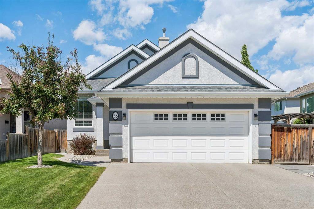 38 Cranleigh Common SE, Calgary, Alberta, T3M 1G5