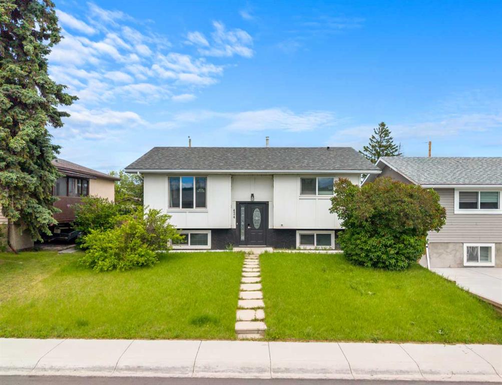 424 Penbrooke Crescent SE, Calgary, Alberta, T2A 3T7