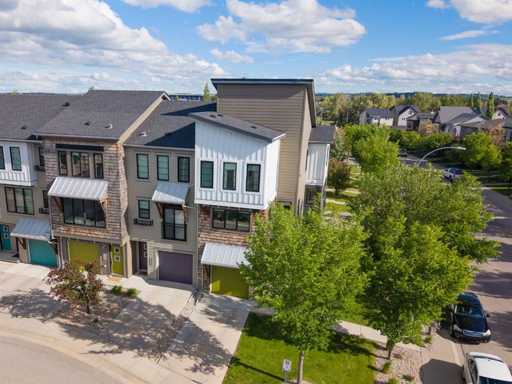 102 Walden Circle SE, Calgary, Alberta, T2X 0Y4