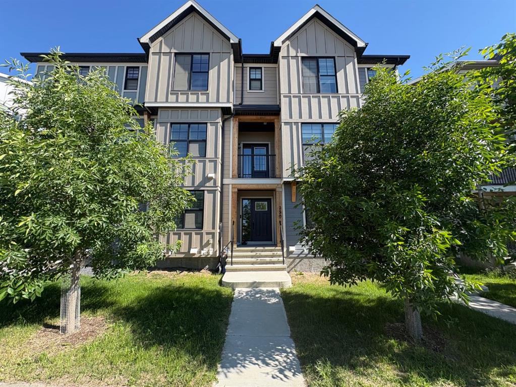 250 Alpine Avenue SW, Calgary, Alberta, T2Y 0R8