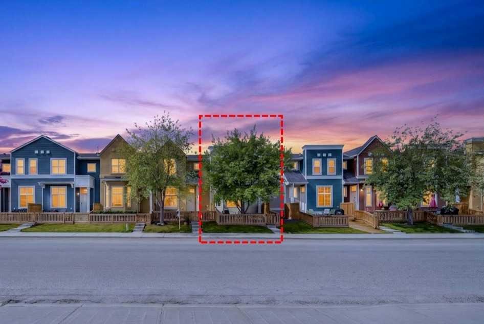 203 McKenzie Towne Gate SE, Calgary, Alberta, T2Z 4G2