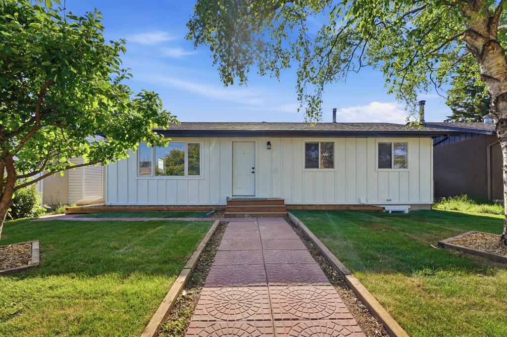 19 Mardale Crescent NE, Calgary, Alberta, T2A 3V4