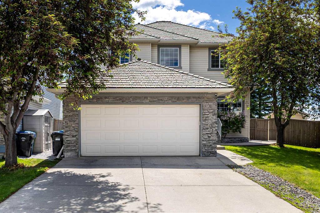 226 Springbank Place SW, Calgary, Alberta, T3H 3S4