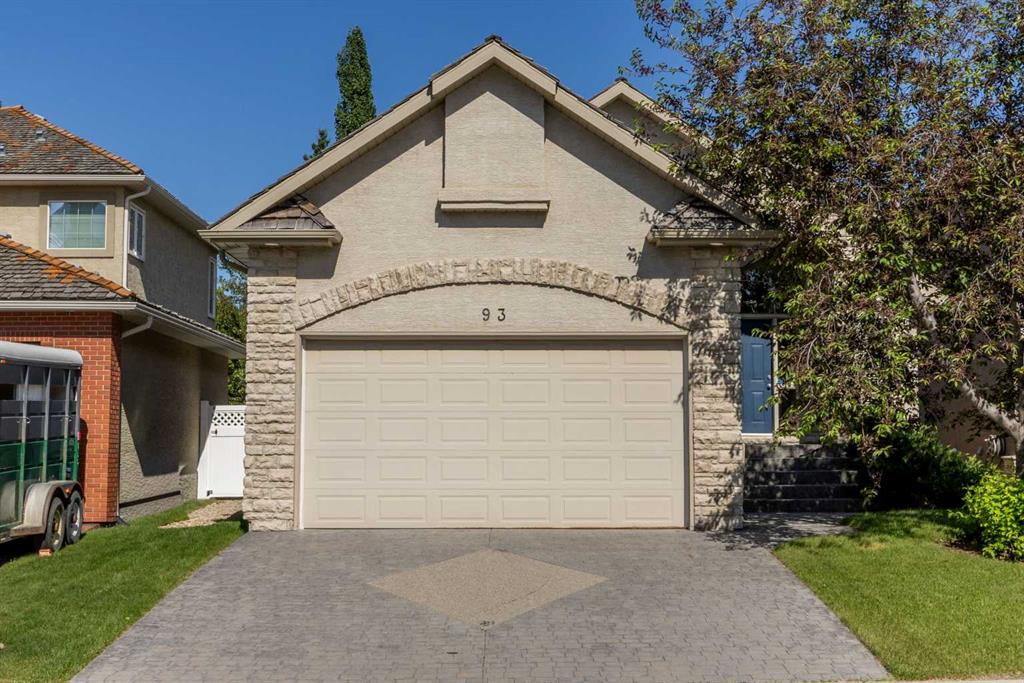 93 Coach Court SW, Calgary, Alberta, T3H 4P7
