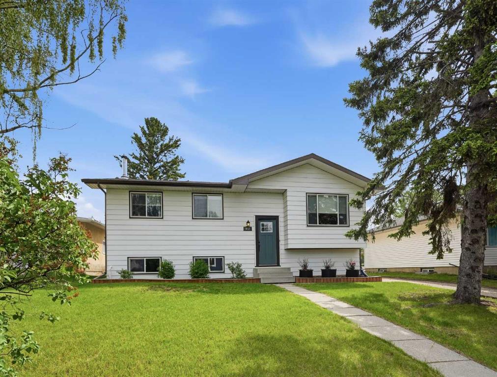 652 12 Avenue, Carstairs, Alberta, T0M0N0