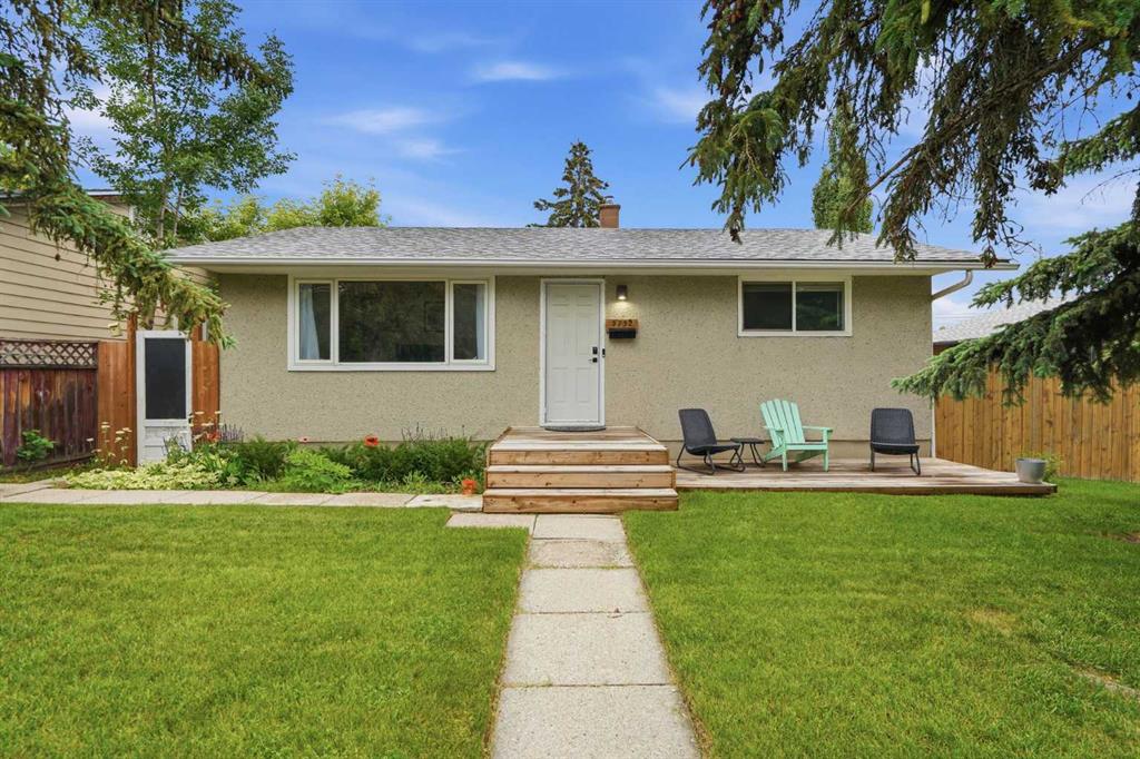 3732 45 Street SW, Calgary, Alberta, T3E 3V4